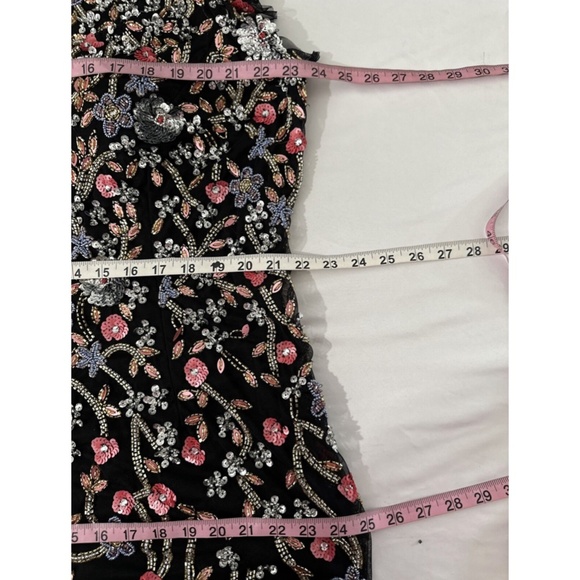 NWT $598 Mac Duggal [PLUS 18W ] Embellished Flutter Cap Sleeve V Neck Gown G1580 - Picture 5 of 15